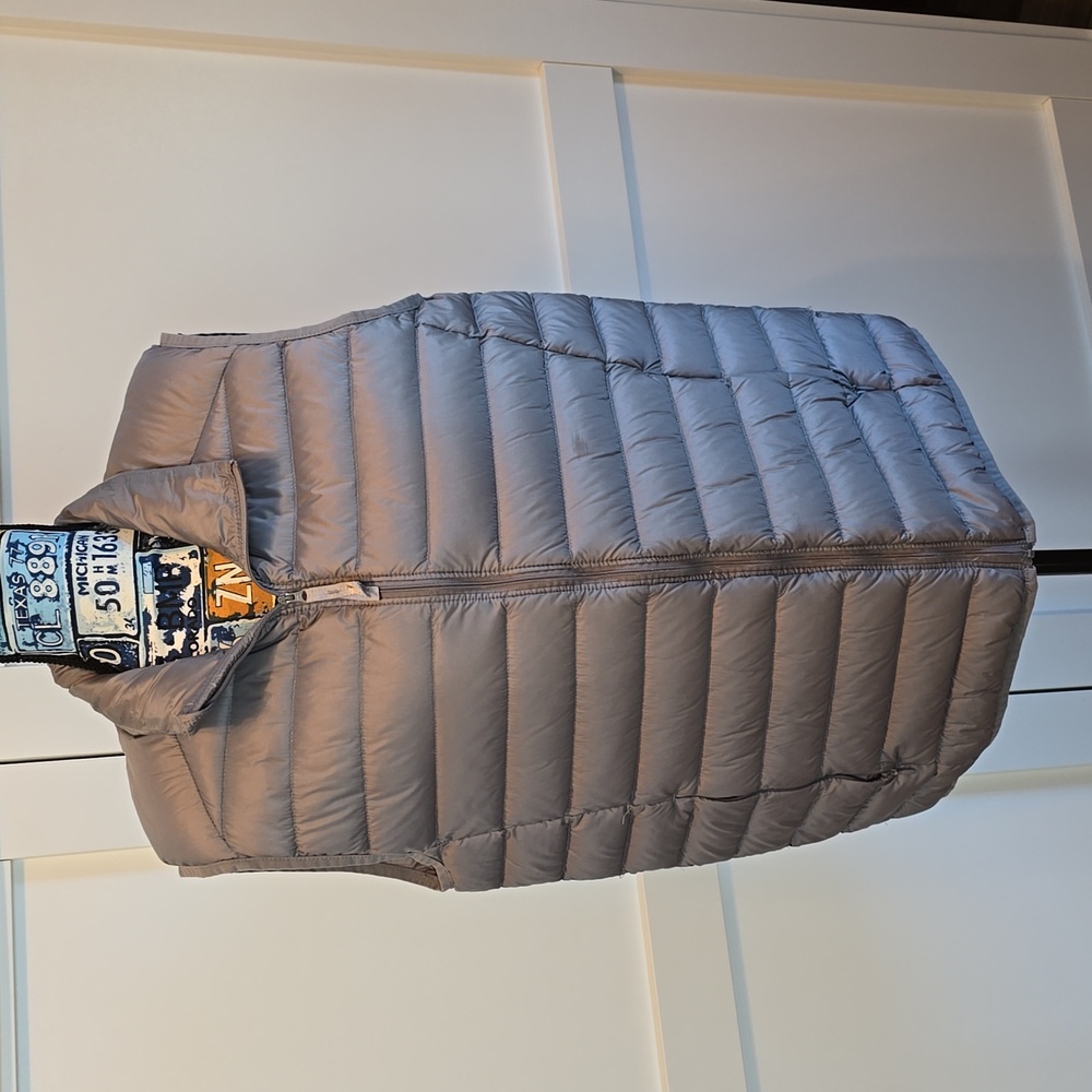 Attention Men's Medium Down puffer vest.